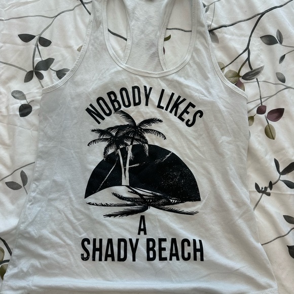 Tops - White Tank Top with Palm Tree Graphic